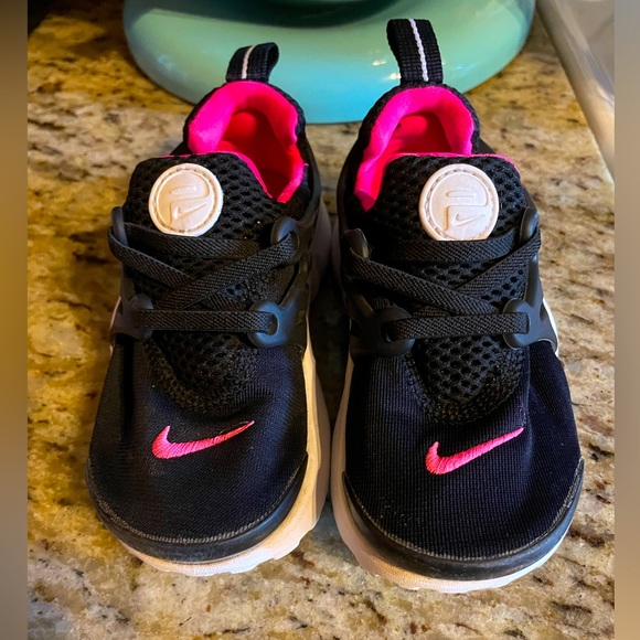 Nike Other - Toddler Girl Nike Running Shoes ( 9 )